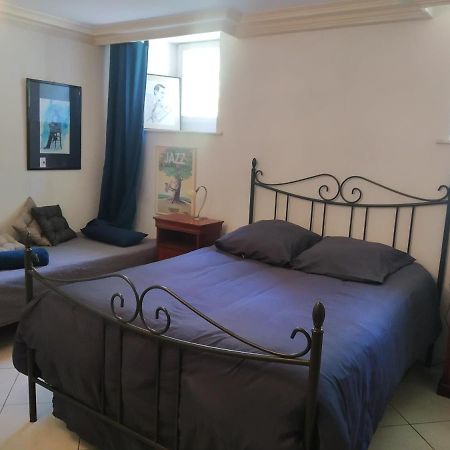 Bed and Breakfast Qui Vivra Verra Le Mesnil-Amey Exterior foto