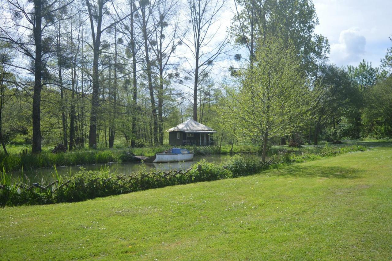 Bed and Breakfast Qui Vivra Verra Le Mesnil-Amey Exterior foto